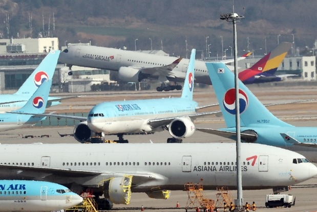 Korean Air expects US approval for Asiana merger by end Oct - Travel News, Insights & Resources.