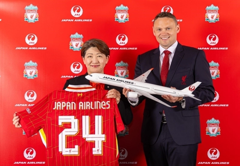 Liverpool Football Club Teams Up with Japan Airlines as the.webp - Travel News, Insights & Resources.