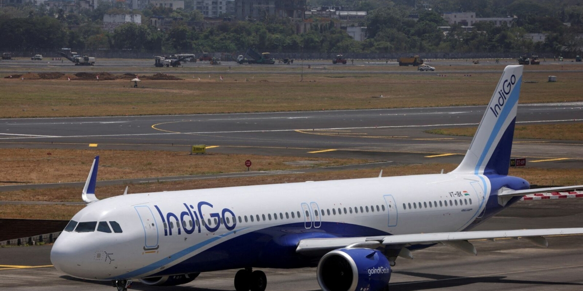 Mumbai news Narrow escape for passengers as two planes land - Travel News, Insights & Resources.