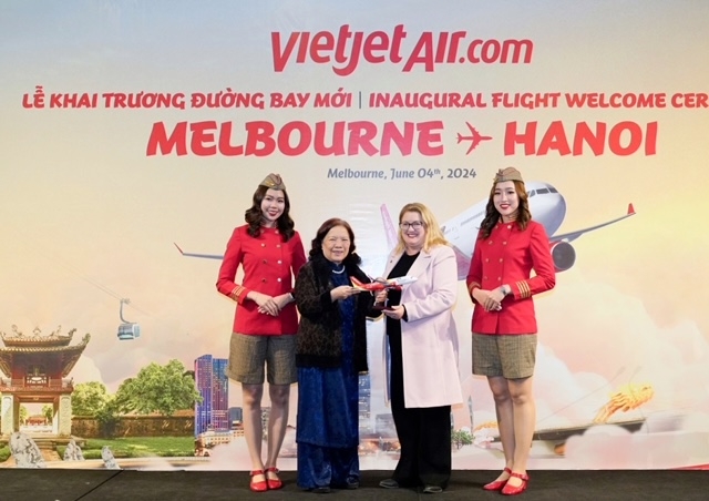 Officials greet Vietjets inaugural Hanoi Melbourne flight - Travel News, Insights & Resources.