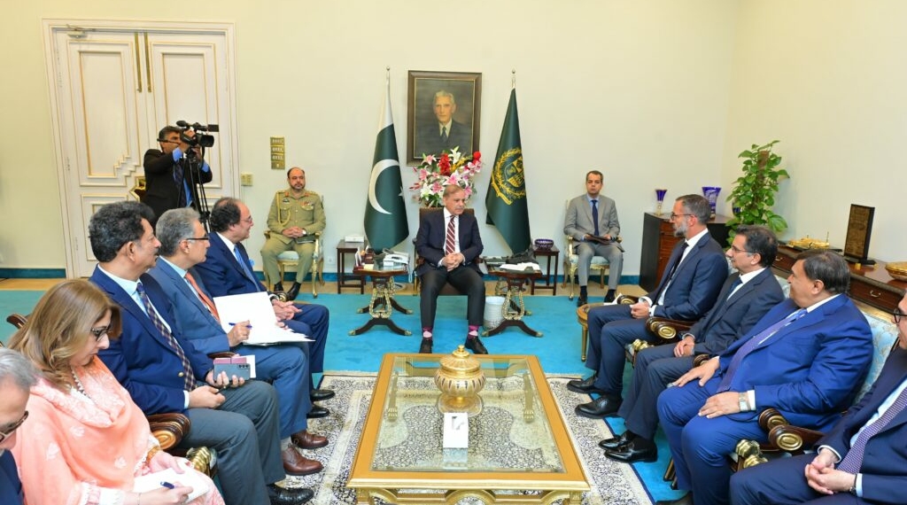 PM invites AKDN to invest more in Pakistans tourism sector - Travel News, Insights & Resources.