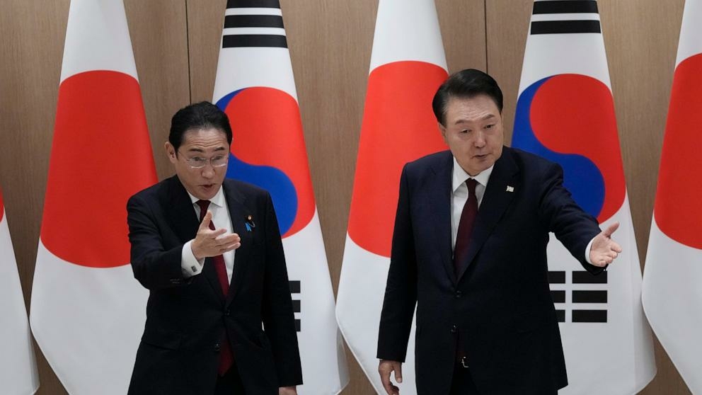 South Korean Chinese and Japanese leaders discuss thorny topics and - Travel News, Insights & Resources.