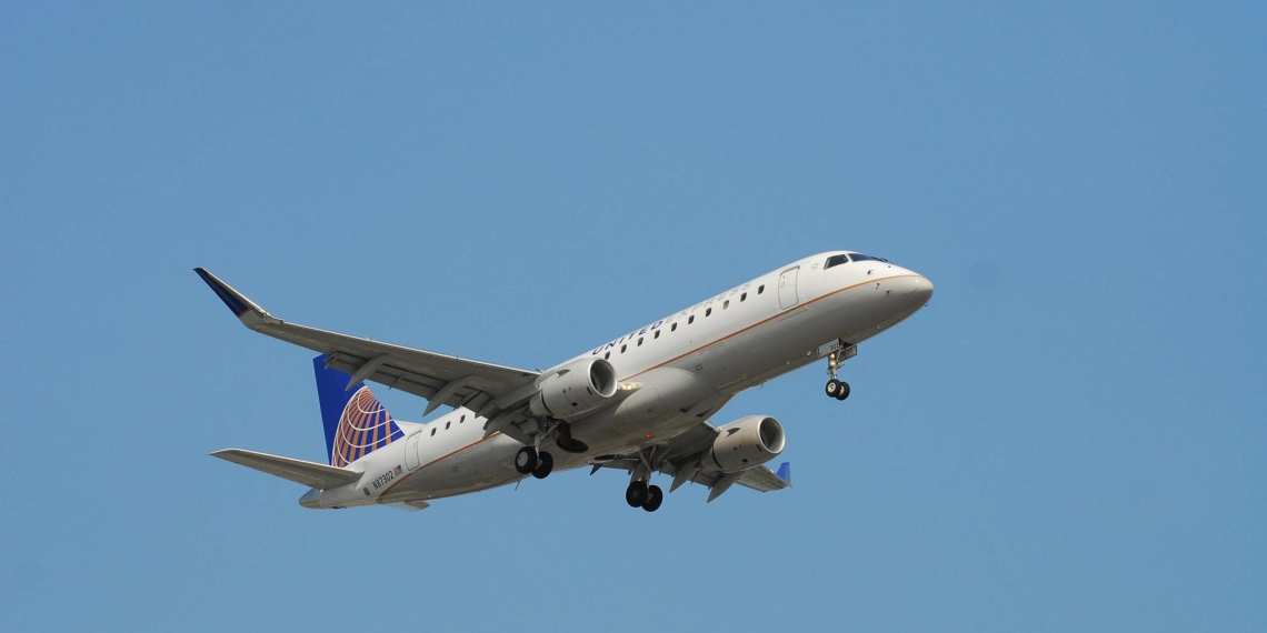United Airlines Flight UA3702 to Greenville Spartanburg U Turns to Newark - Travel News, Insights & Resources.
