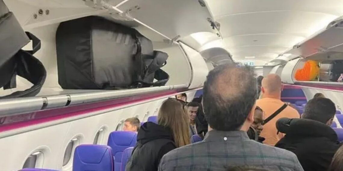 Wizz Air and TUI passengers issued 30 minute warning before - Travel News, Insights & Resources.