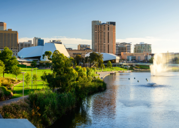 Emirates relaunches flights to Adelaide with a daily service - Travel News, Insights & Resources.