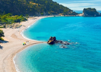 Turkish Tourists Love Samos This is Why - Travel News, Insights & Resources.