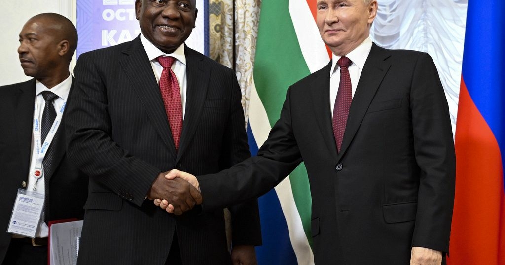 Vladimir Putin holds bilateral talks with Cyril Ramaphosa on sidelines - Travel News, Insights & Resources.