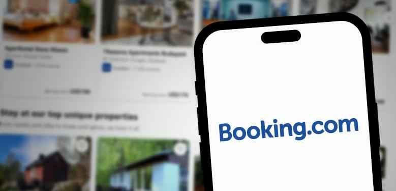 Booking Holdings suspends ground transport services in China - Travel News, Insights & Resources.