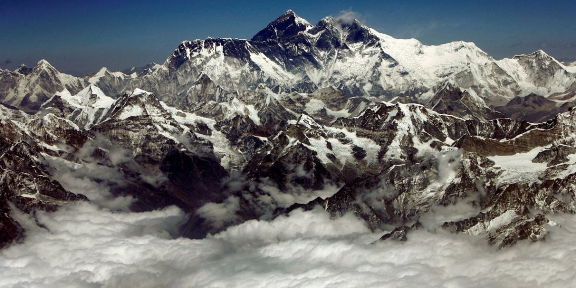 Five Russian climbers die in a fall on Nepals Dhaulagiri - Travel News, Insights & Resources.