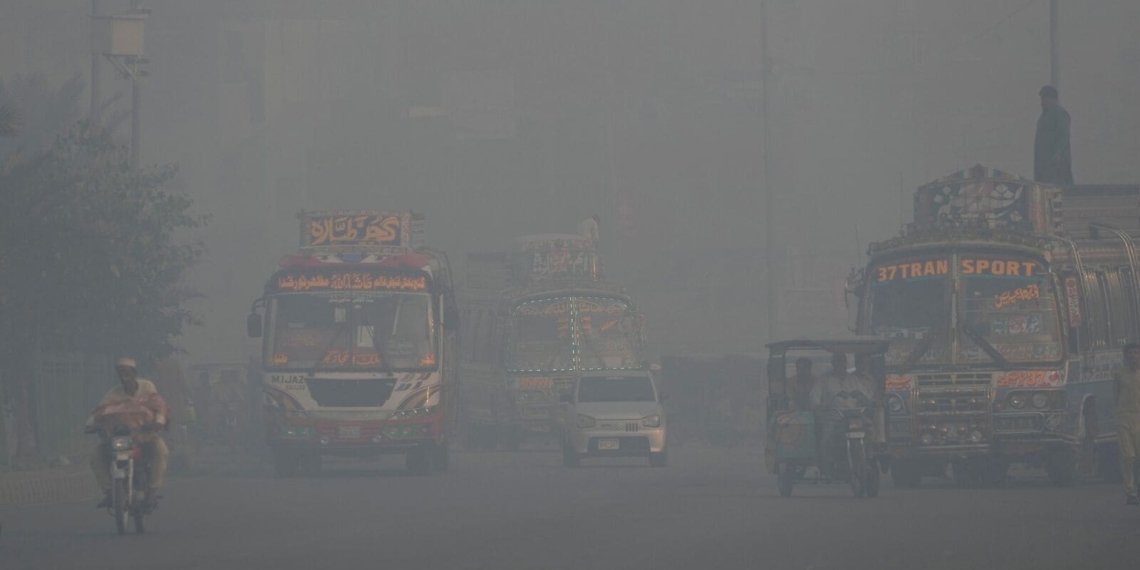 Pakistan slams India as AQI hits record high in Lahore - Travel News, Insights & Resources.