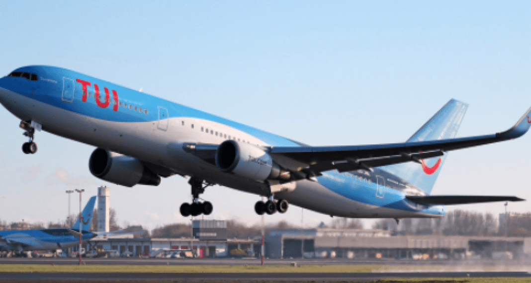 TUI Airways lands back at Southampton Airport - Travel News, Insights & Resources.