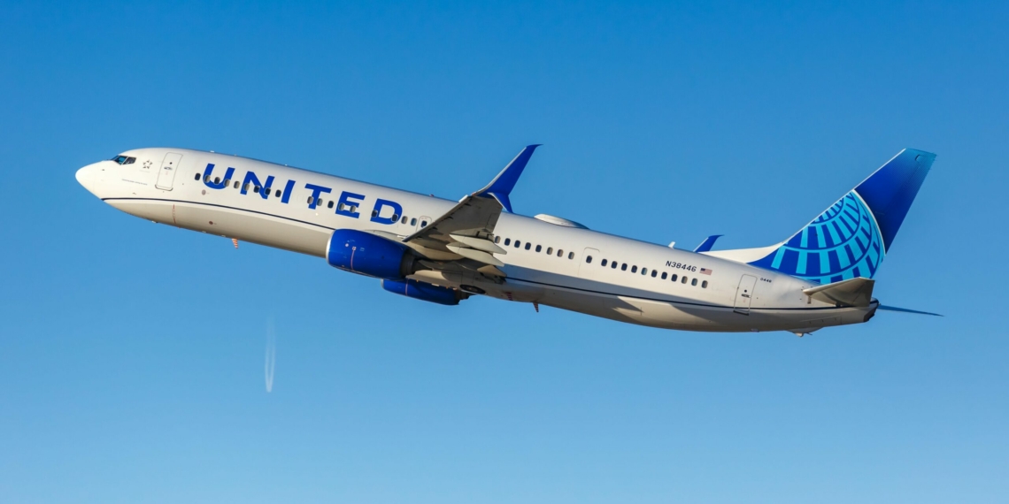 United Airlines Boeing 737 900ER Damaged After Bird Strike During Landing scaled - Travel News, Insights & Resources.